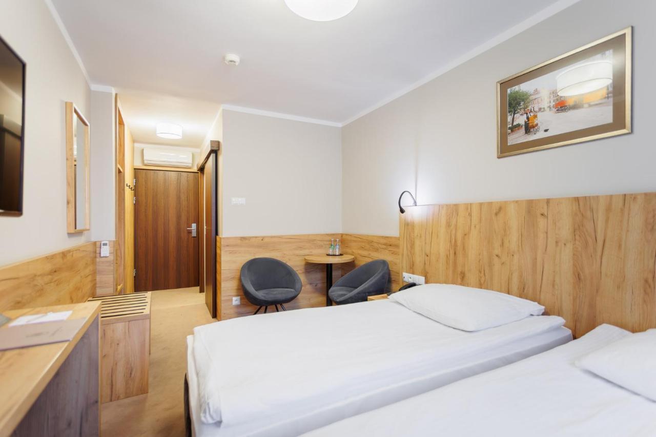 טארנאו Hotel Tarnovia מראה חיצוני תמונה