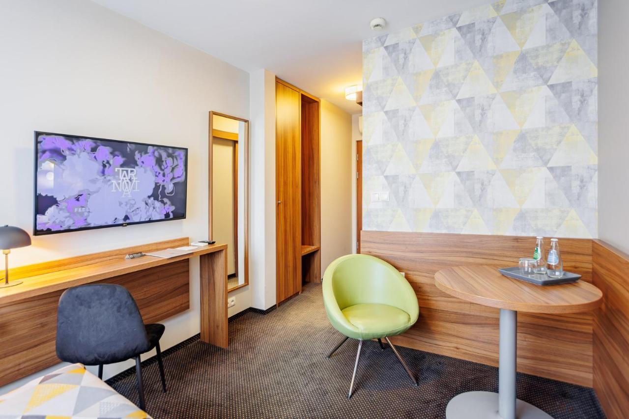 טארנאו Hotel Tarnovia מראה חיצוני תמונה